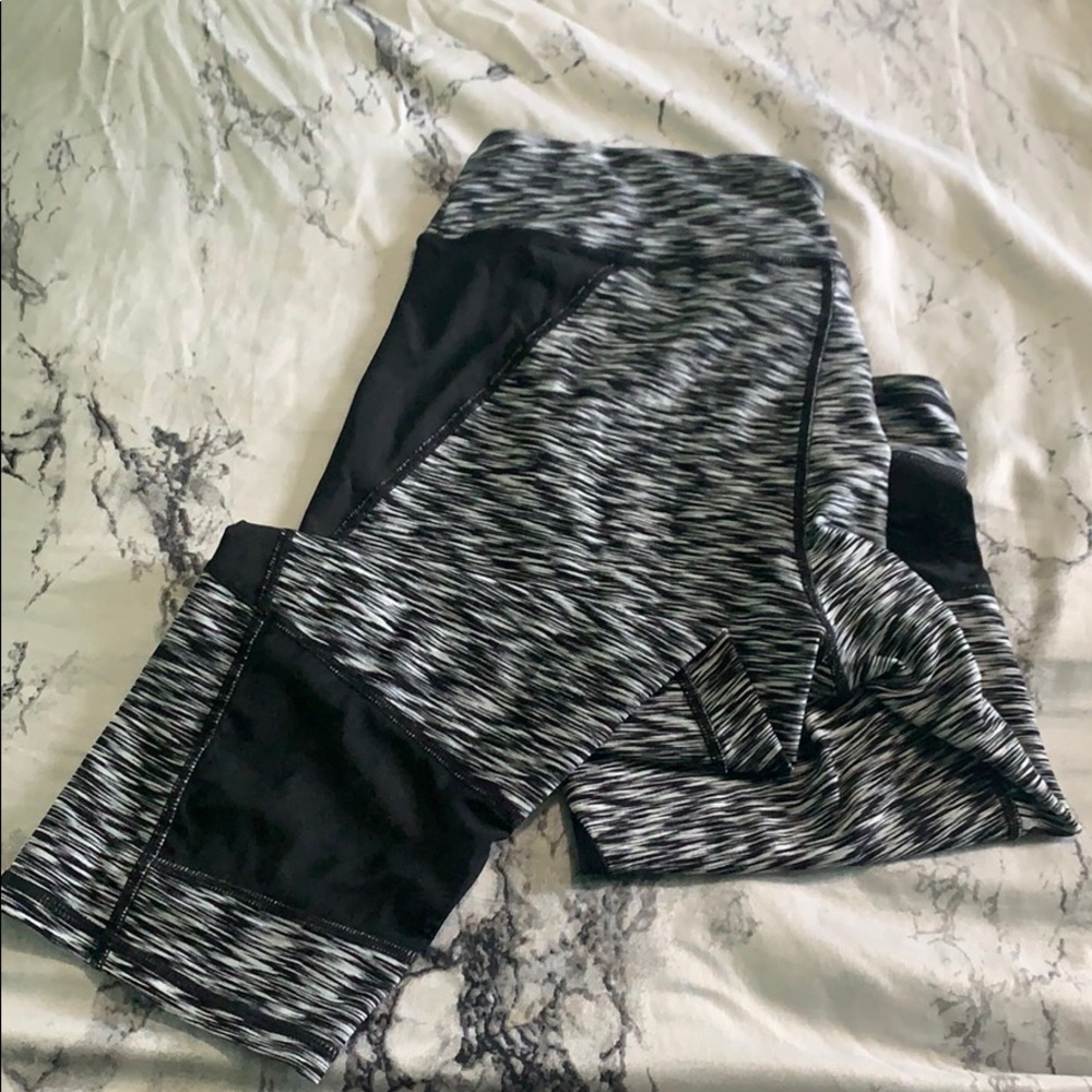 Calvin Klein performance quick dry leggings